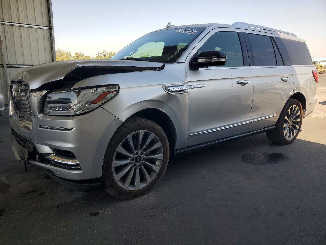 2019 LINCOLN NAVIGATOR SELECT