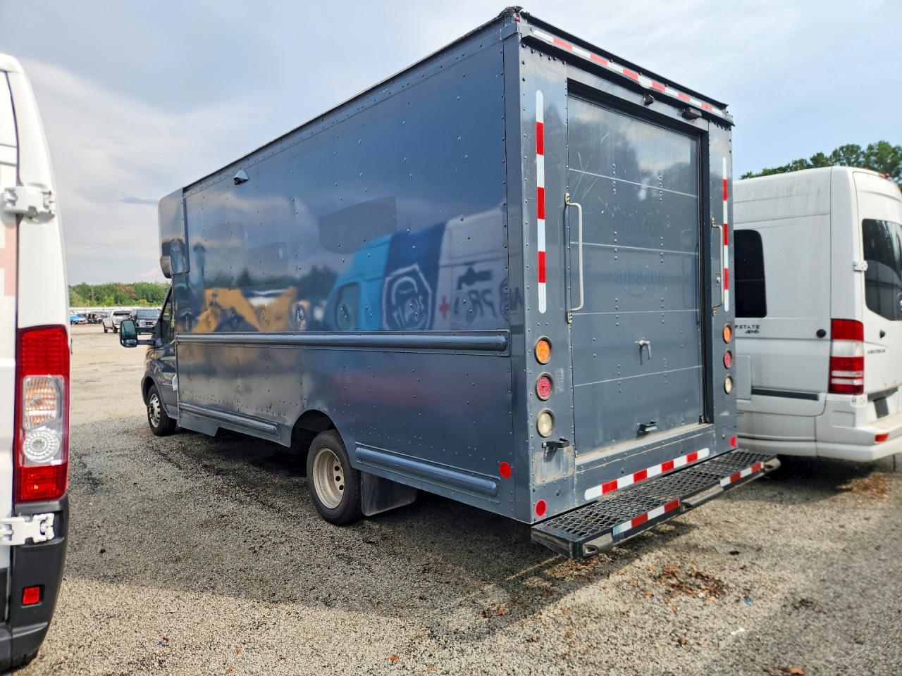 2021 FORD TRANSIT T-350 HD — снимка 2