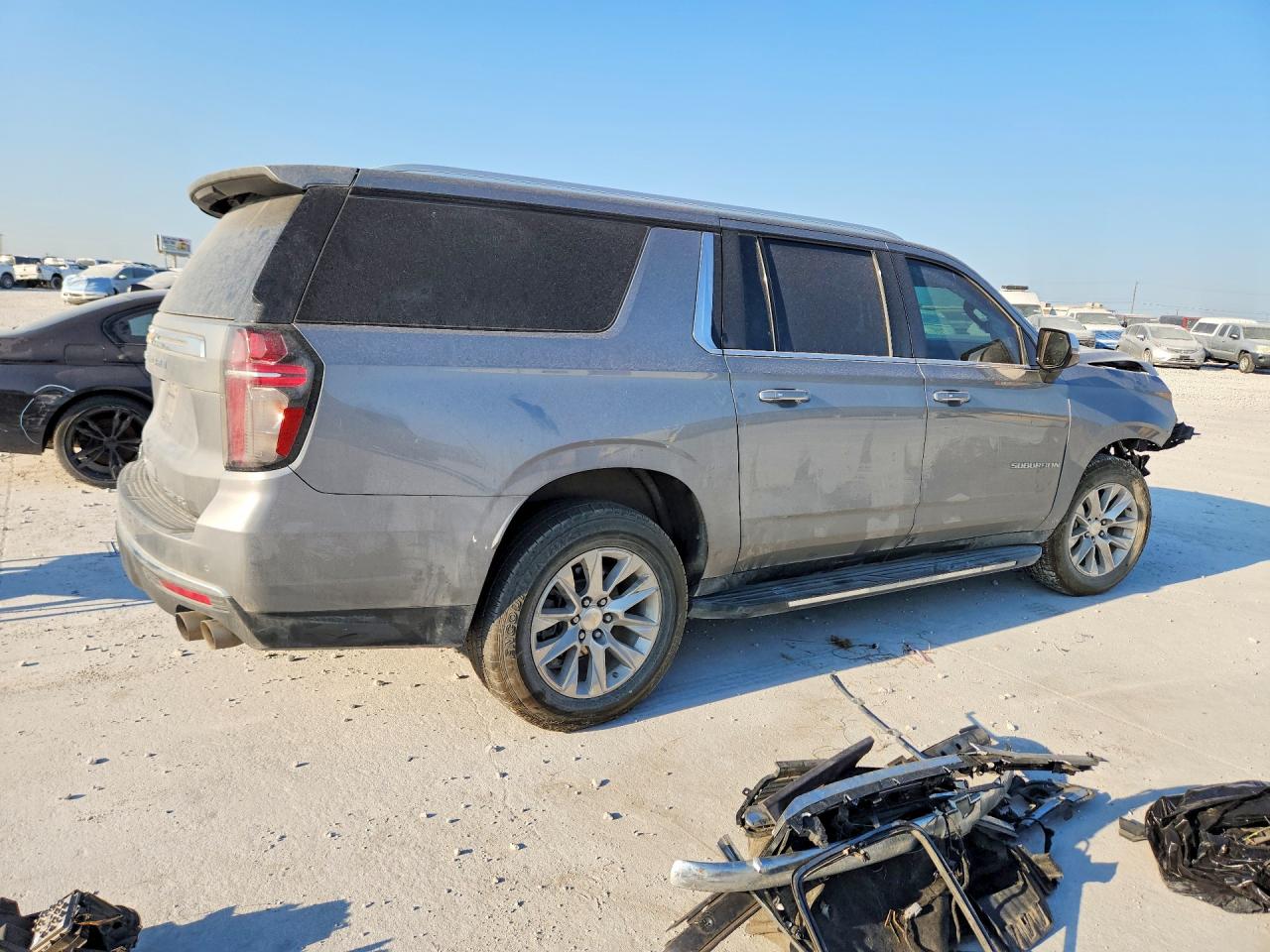 2023 CHEVROLET SUBURBAN C1500 PREMIER — снимка 3
