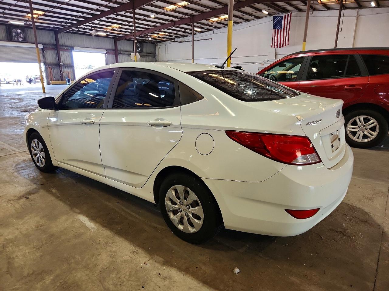 2016 HYUNDAI ACCENT SE — снимка 2