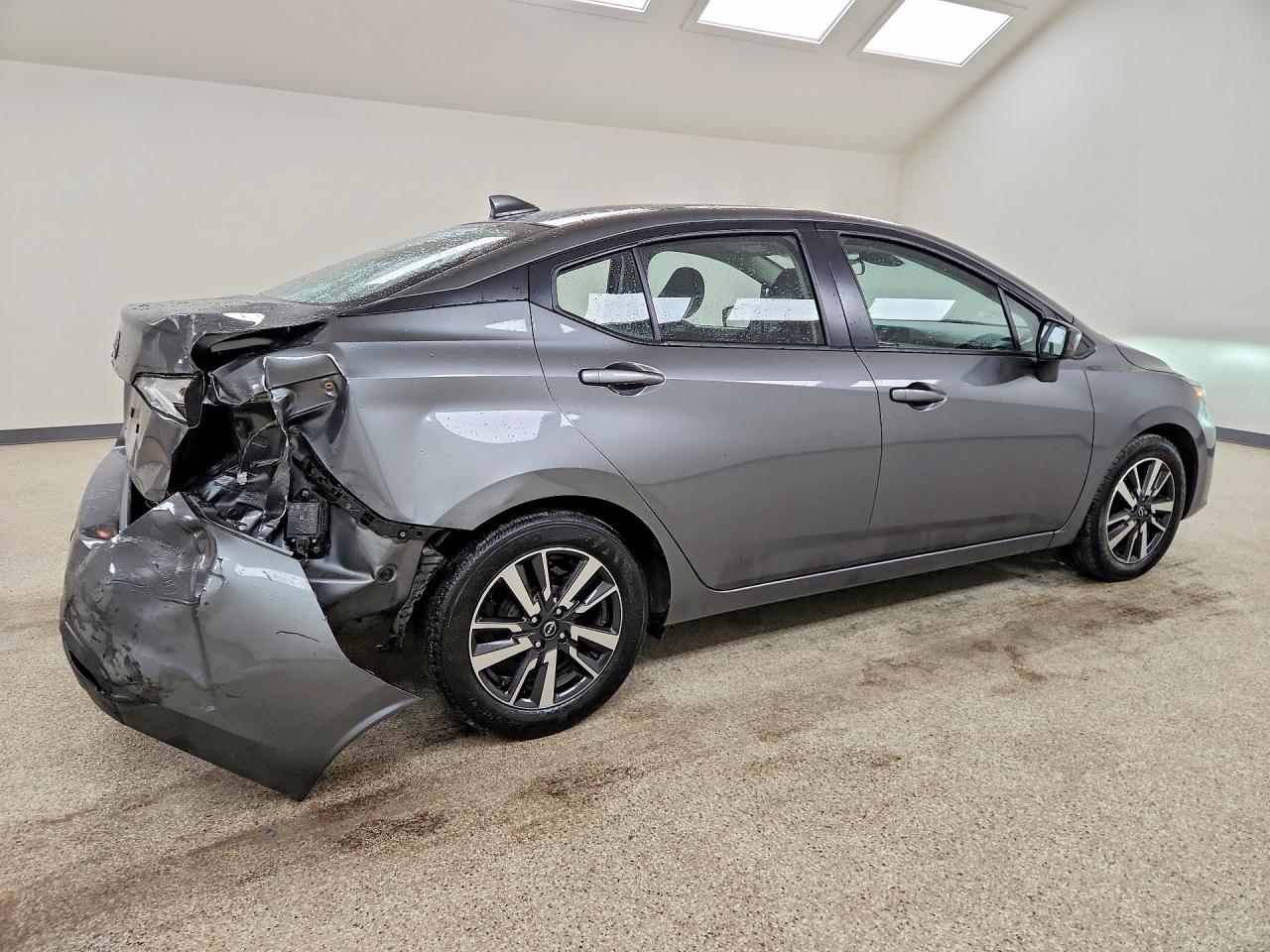 2025 NISSAN VERSA SV — снимка 3