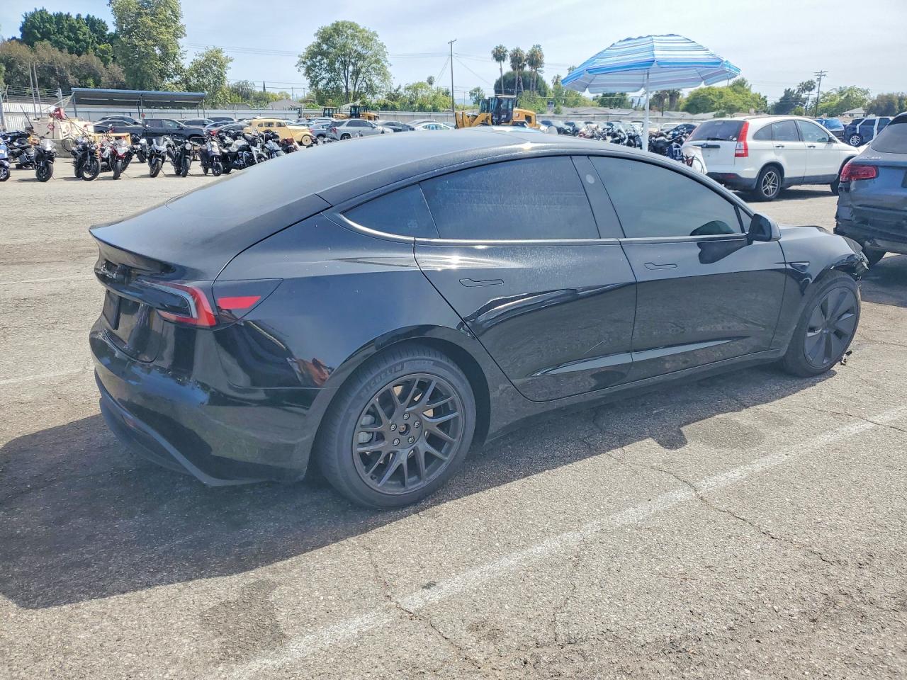 2025 TESLA MODEL 3 — снимка 3