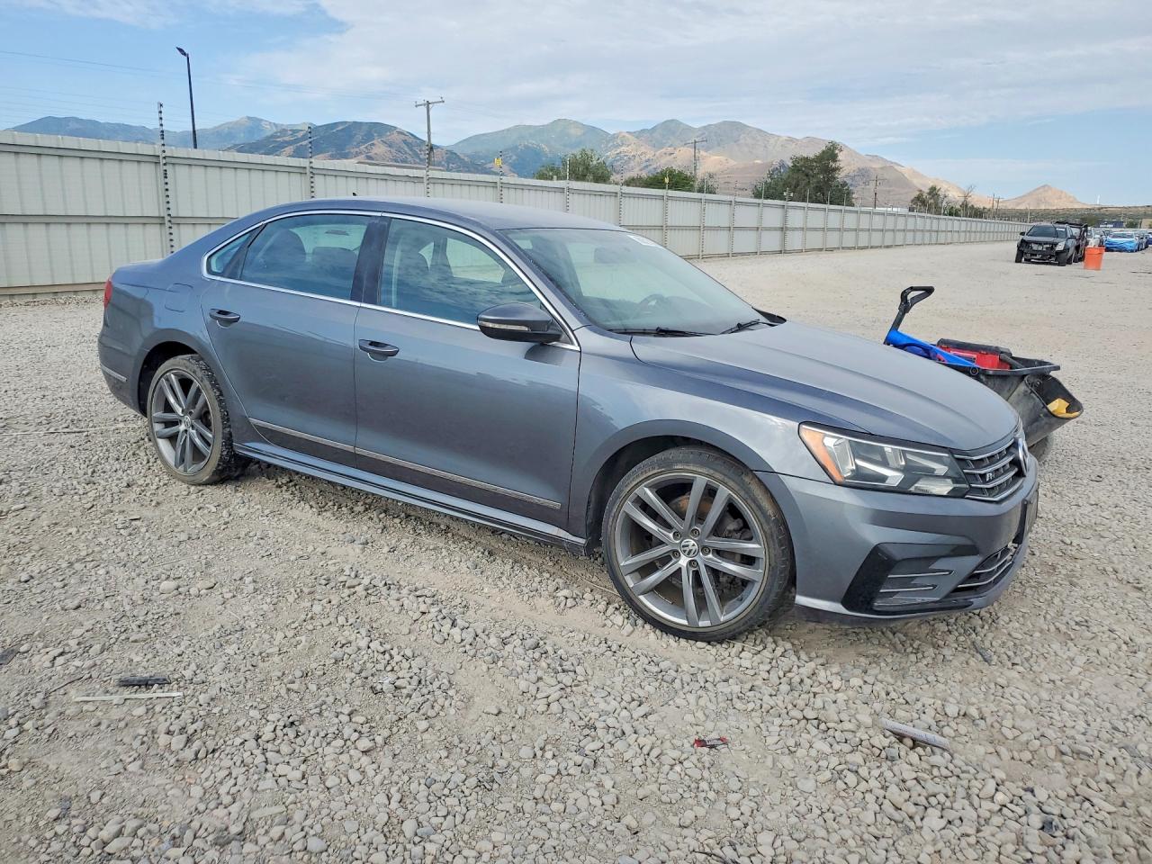 2016 VOLKSWAGEN PASSAT S — снимка 4