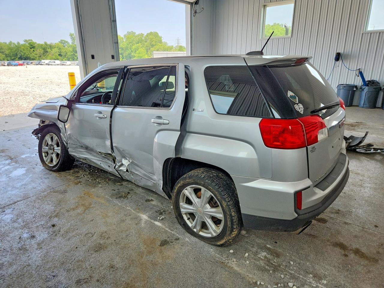 2017 GMC TERRAIN SLE — снимка 2