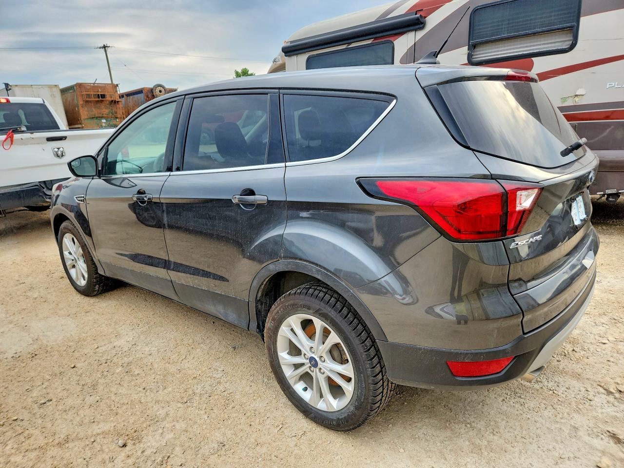 2019 FORD ESCAPE SE — снимка 2