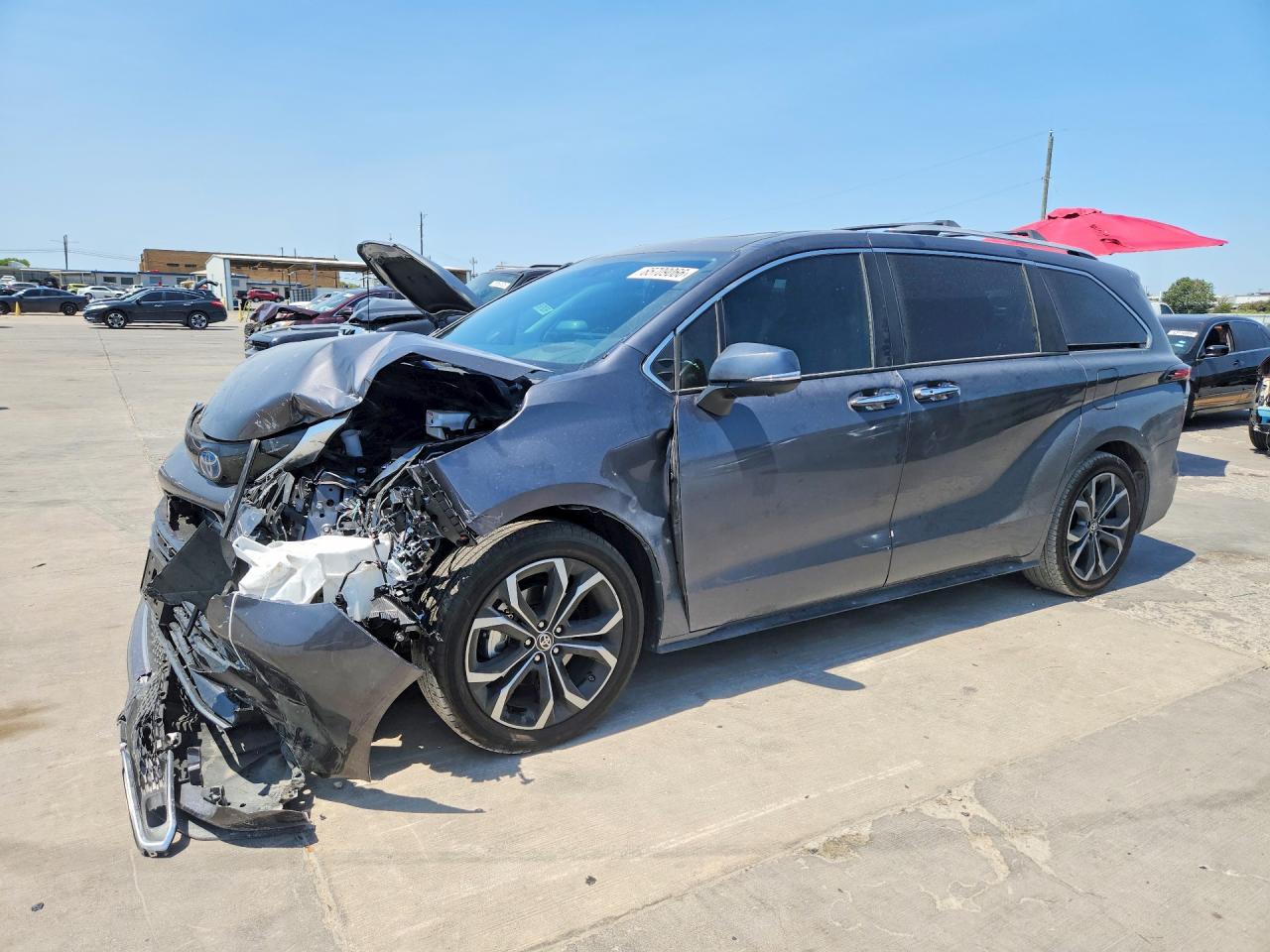 2025 TOYOTA SIENNA PLATINUM 7-PASSENGER