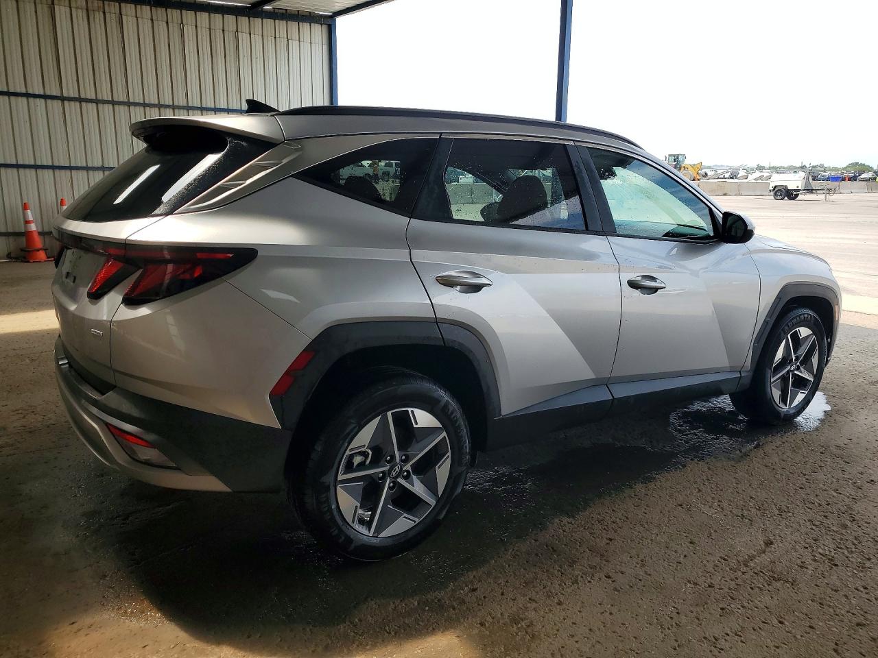 2025 HYUNDAI TUCSON SEL — снимка 3