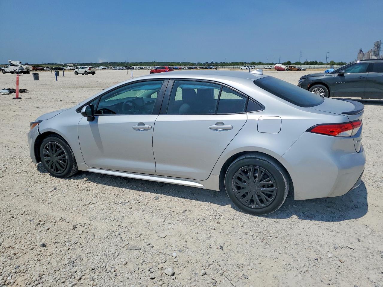 2022 TOYOTA COROLLA LE — снимка 2