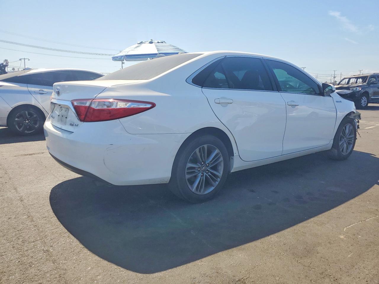 2017 TOYOTA CAMRY HYBRID LE — снимка 3