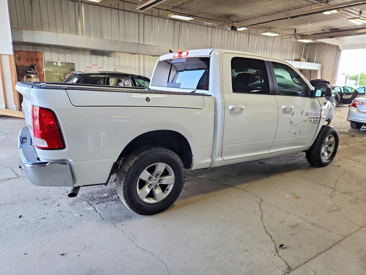 2019 RAM 1500 CLASSIC SLT — снимка 3