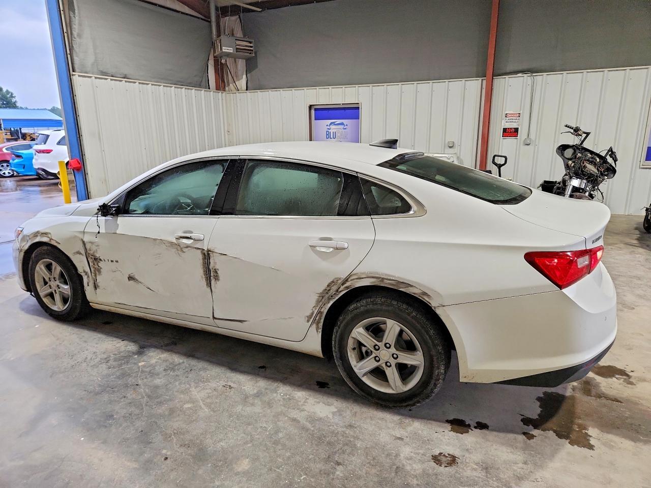 2023 CHEVROLET MALIBU LS — снимка 2