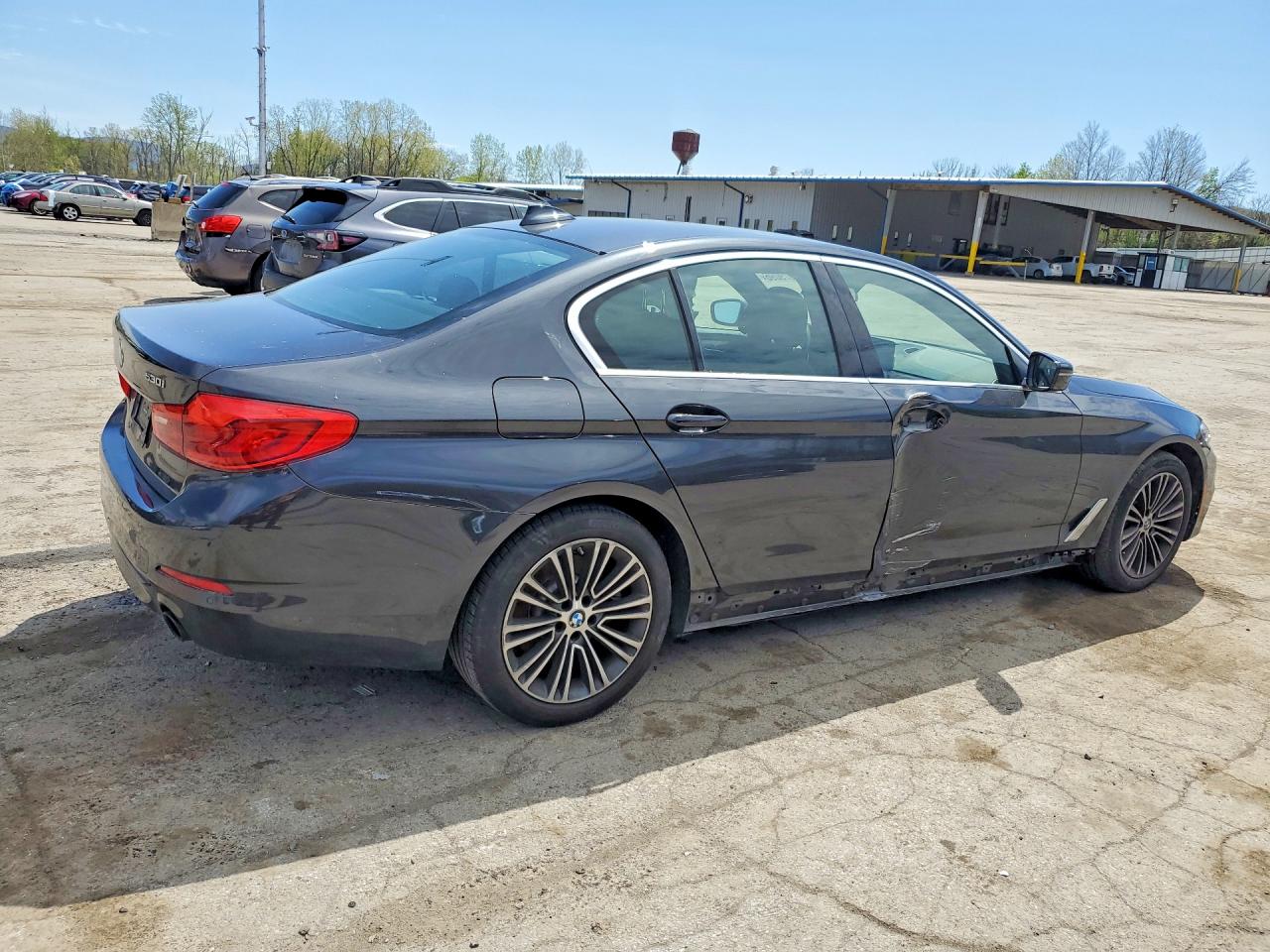 2019 BMW 530 XI — снимка 3