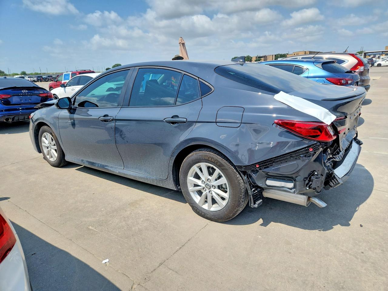 2025 TOYOTA CAMRY LE — снимка 2