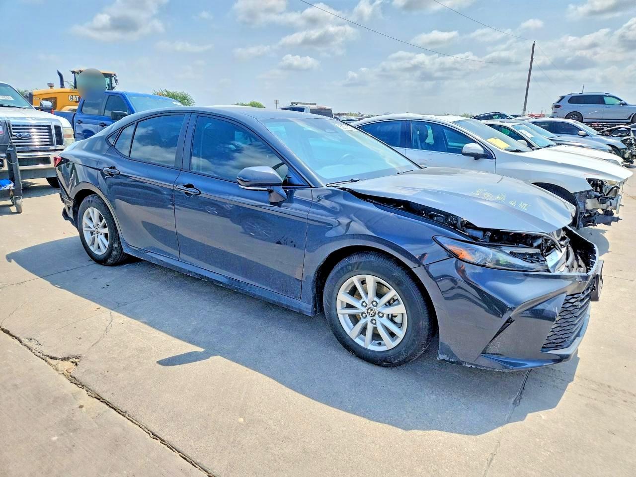 2025 TOYOTA CAMRY LE — снимка 4