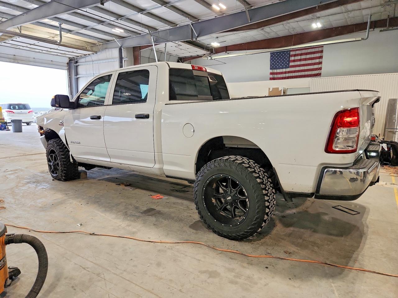 2022 RAM 2500 TRADESMAN — снимка 2