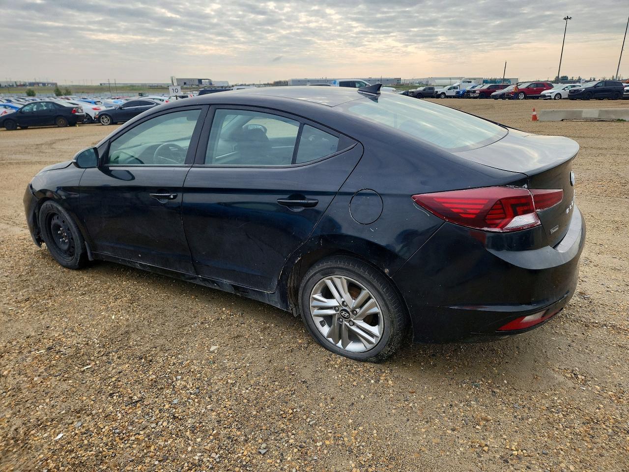 2019 HYUNDAI ELANTRA SE — снимка 2
