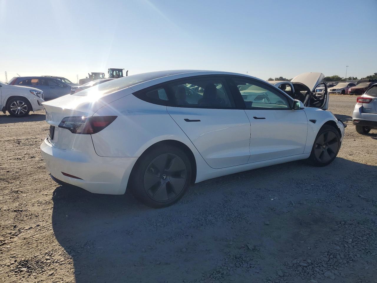 2023 TESLA MODEL 3 — снимка 3