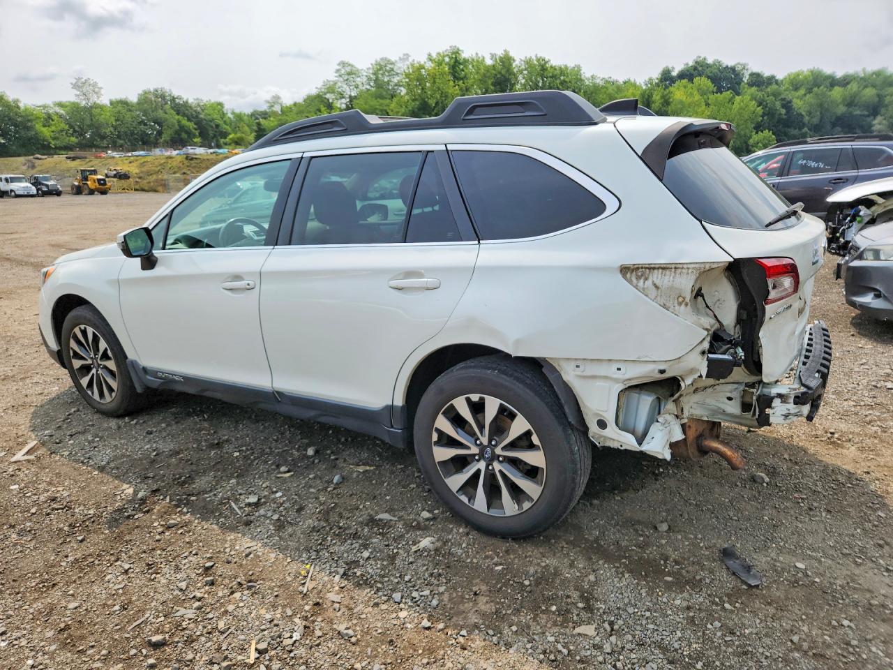 2016 SUBARU OUTBACK 2.5I LIMITED — снимка 2