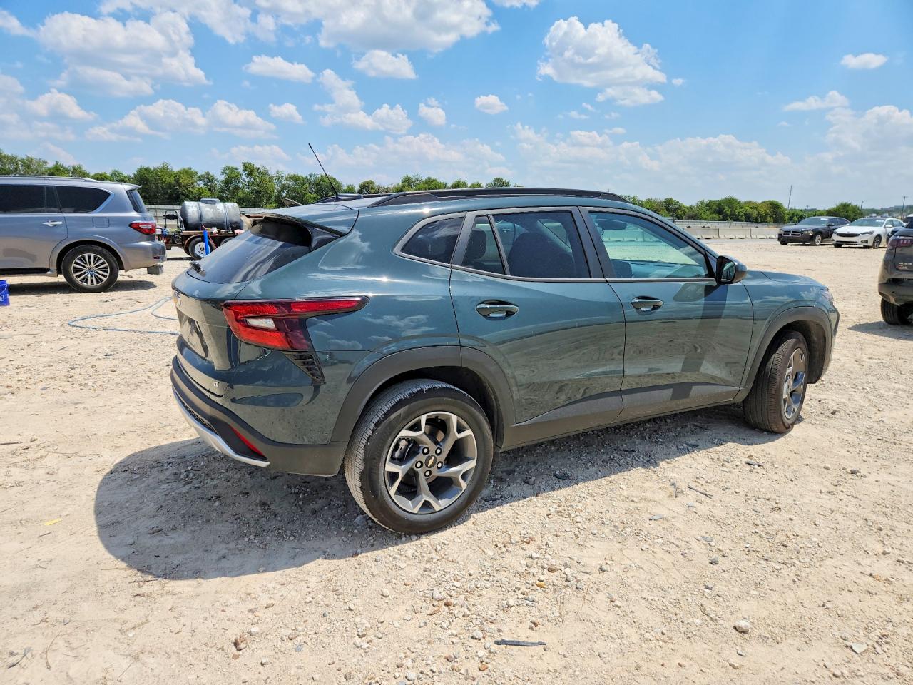 2026 CHEVROLET TRAX 1LT — снимка 3