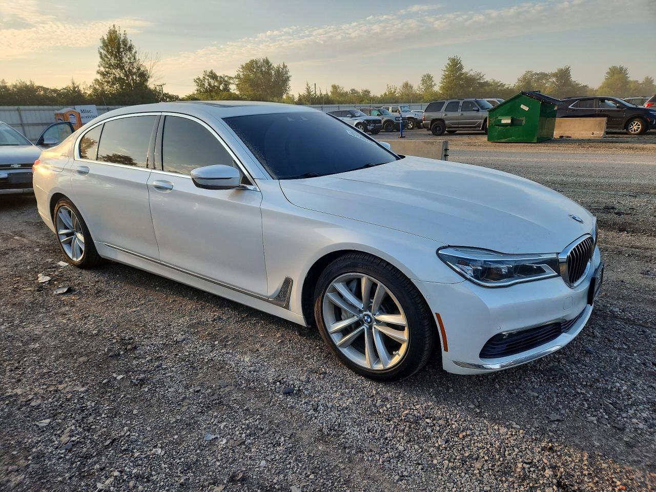2017 BMW 750 XI — снимка 4