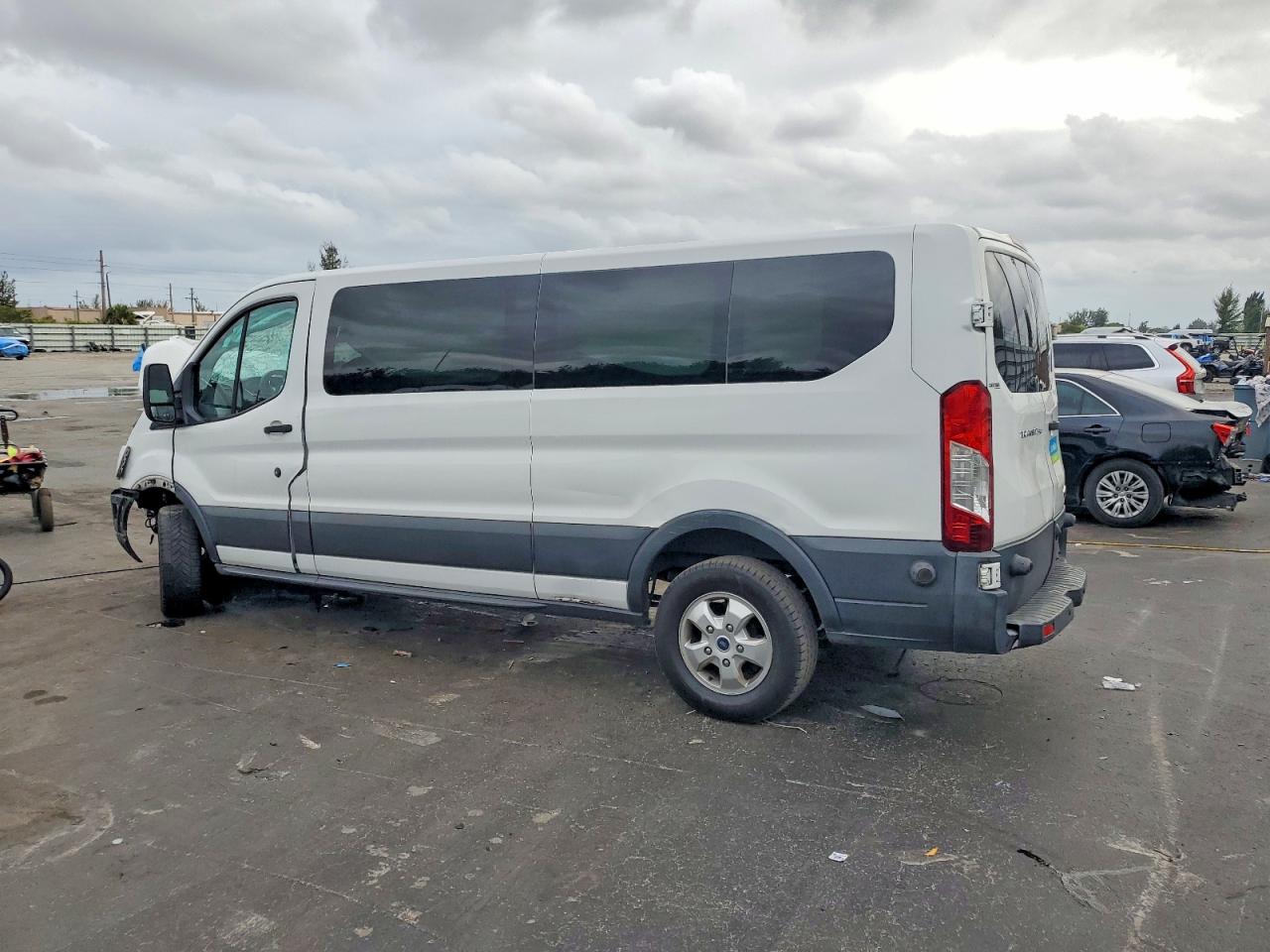 2017 FORD TRANSIT T-350 — снимка 2