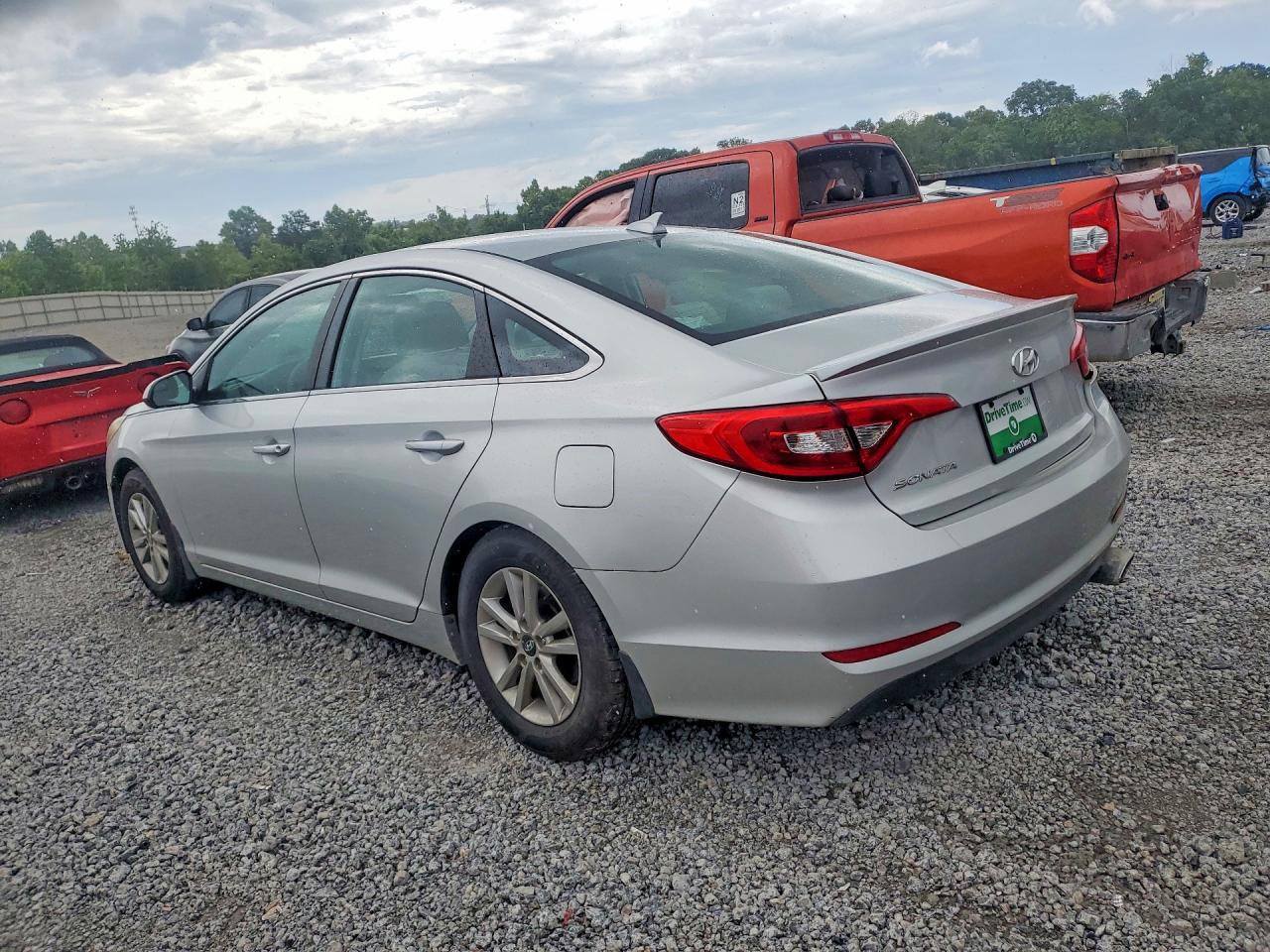2017 HYUNDAI SONATA SE — снимка 2