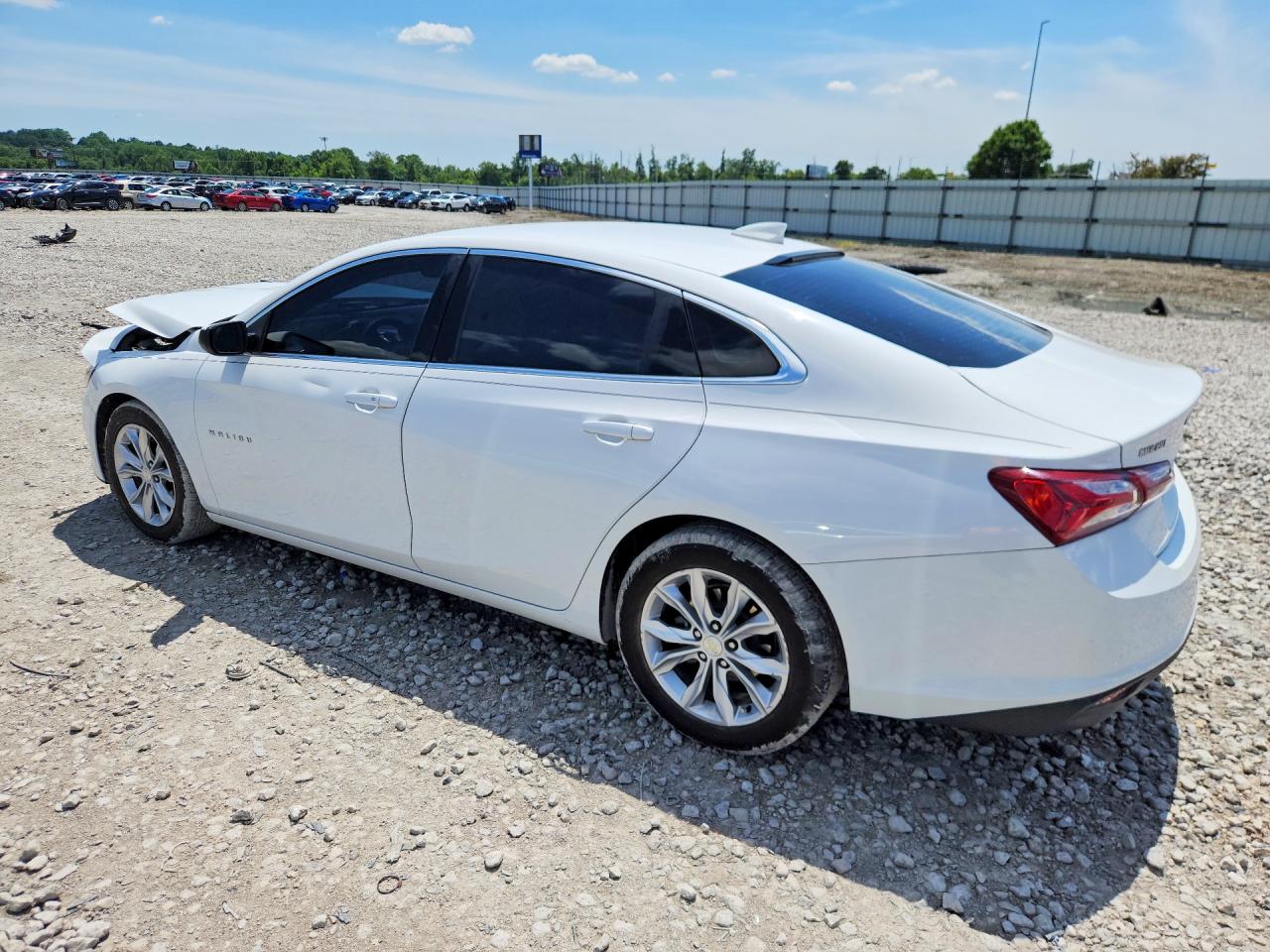 2019 CHEVROLET MALIBU LT — снимка 2