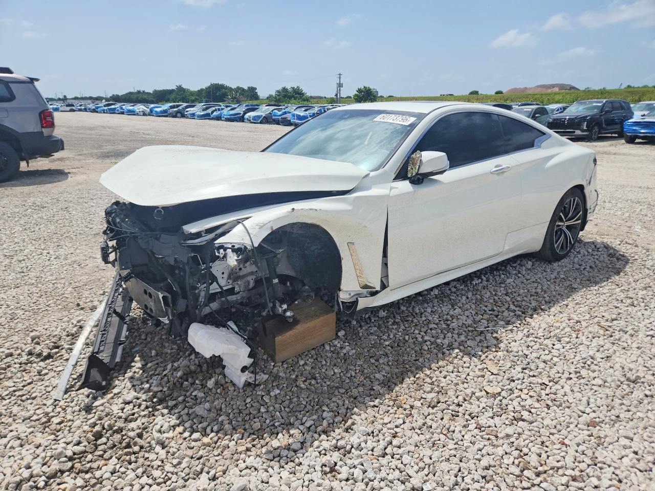 2021 INFINITI Q60 LUXE