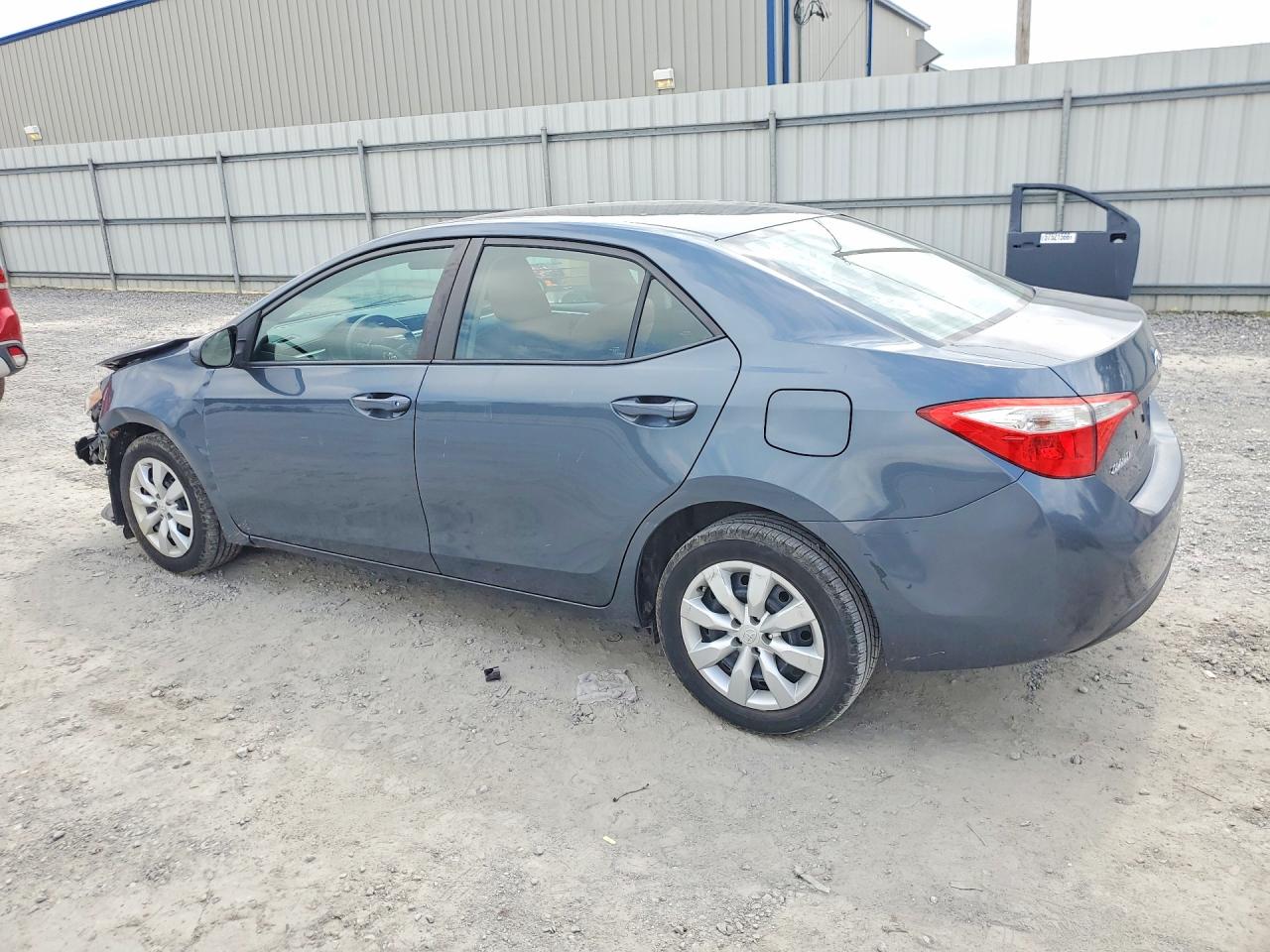 2015 TOYOTA COROLLA LE — снимка 2