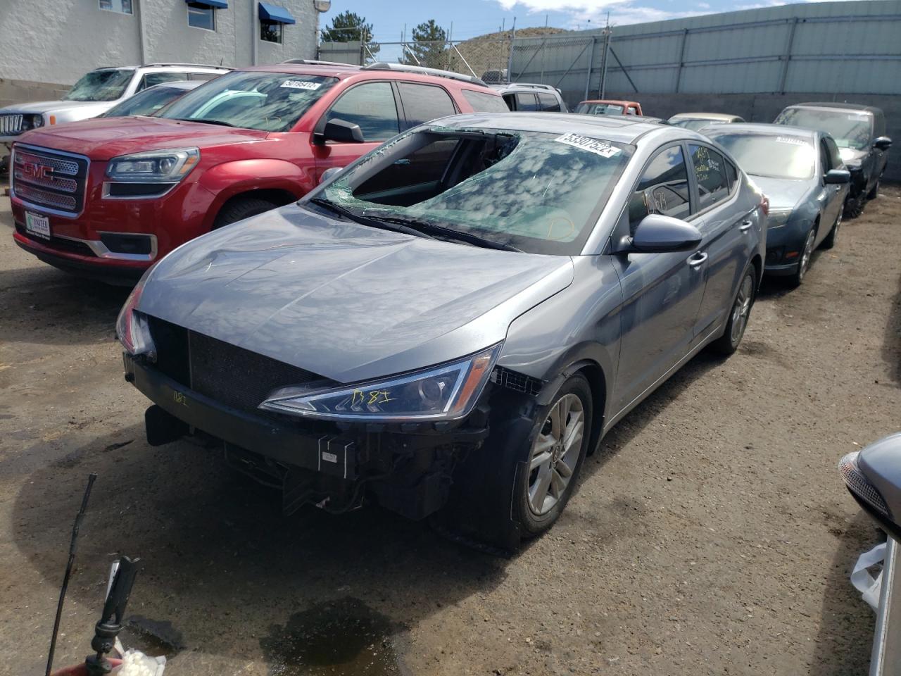 2019 HYUNDAI ELANTRA SEL — снимка 2