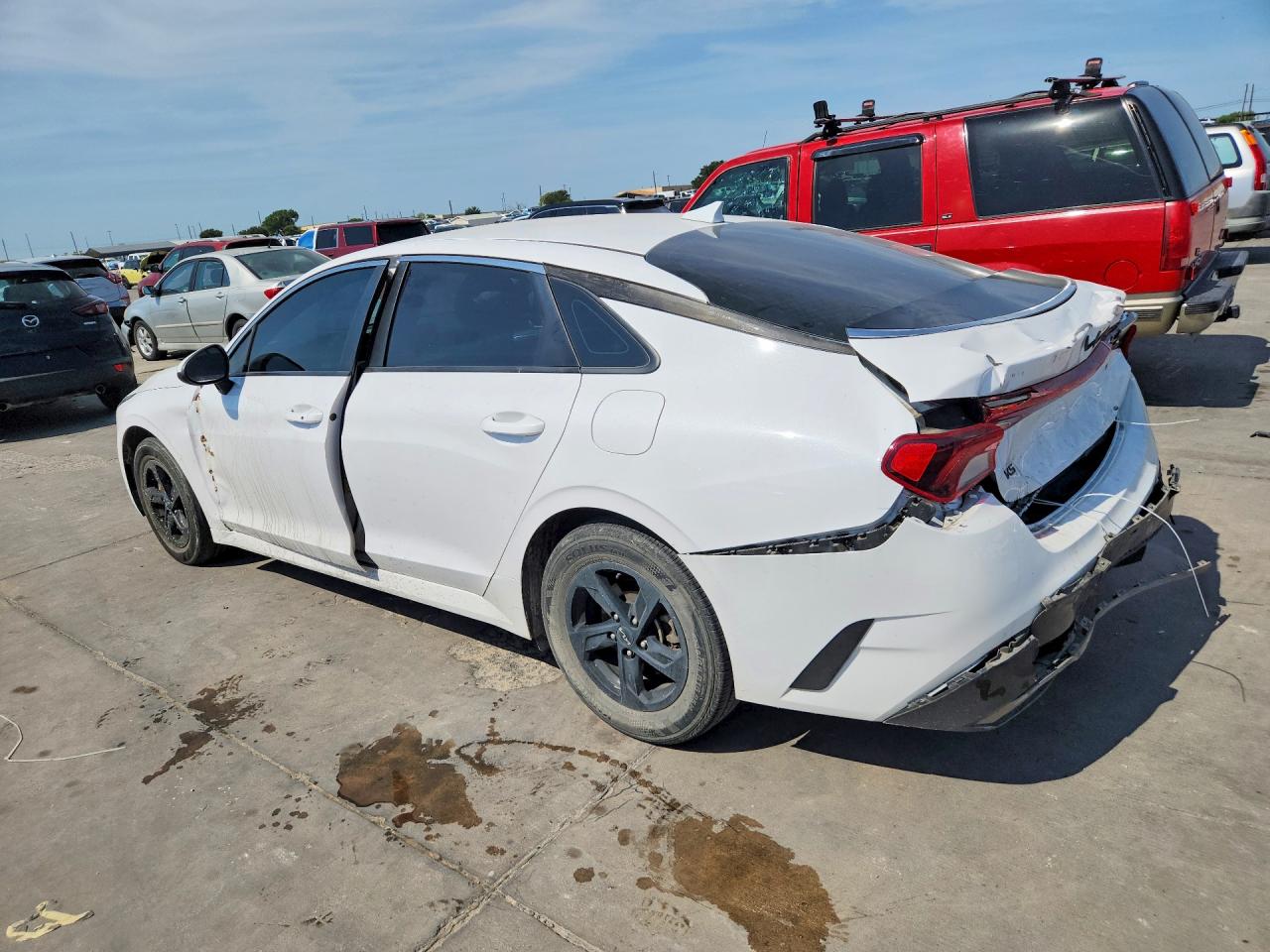 2024 KIA K5 LXS — снимка 2