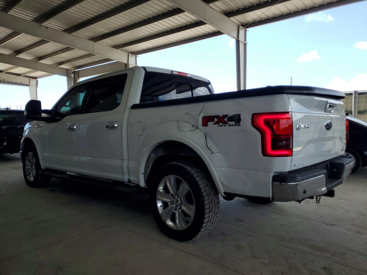 2015 FORD F150 SUPERCREW — снимка 2