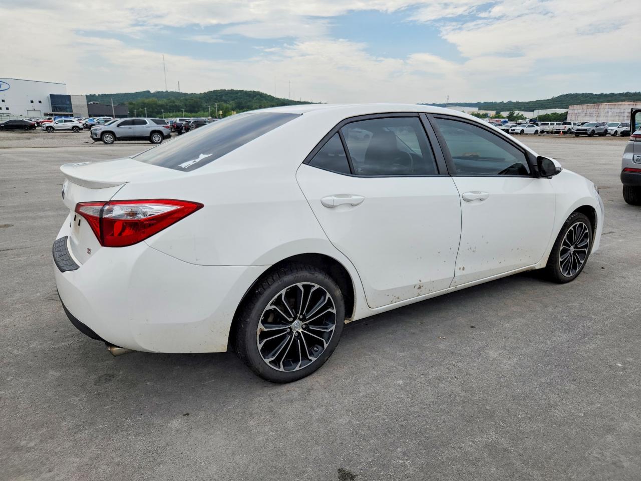 2015 TOYOTA COROLLA S PLUS — снимка 3