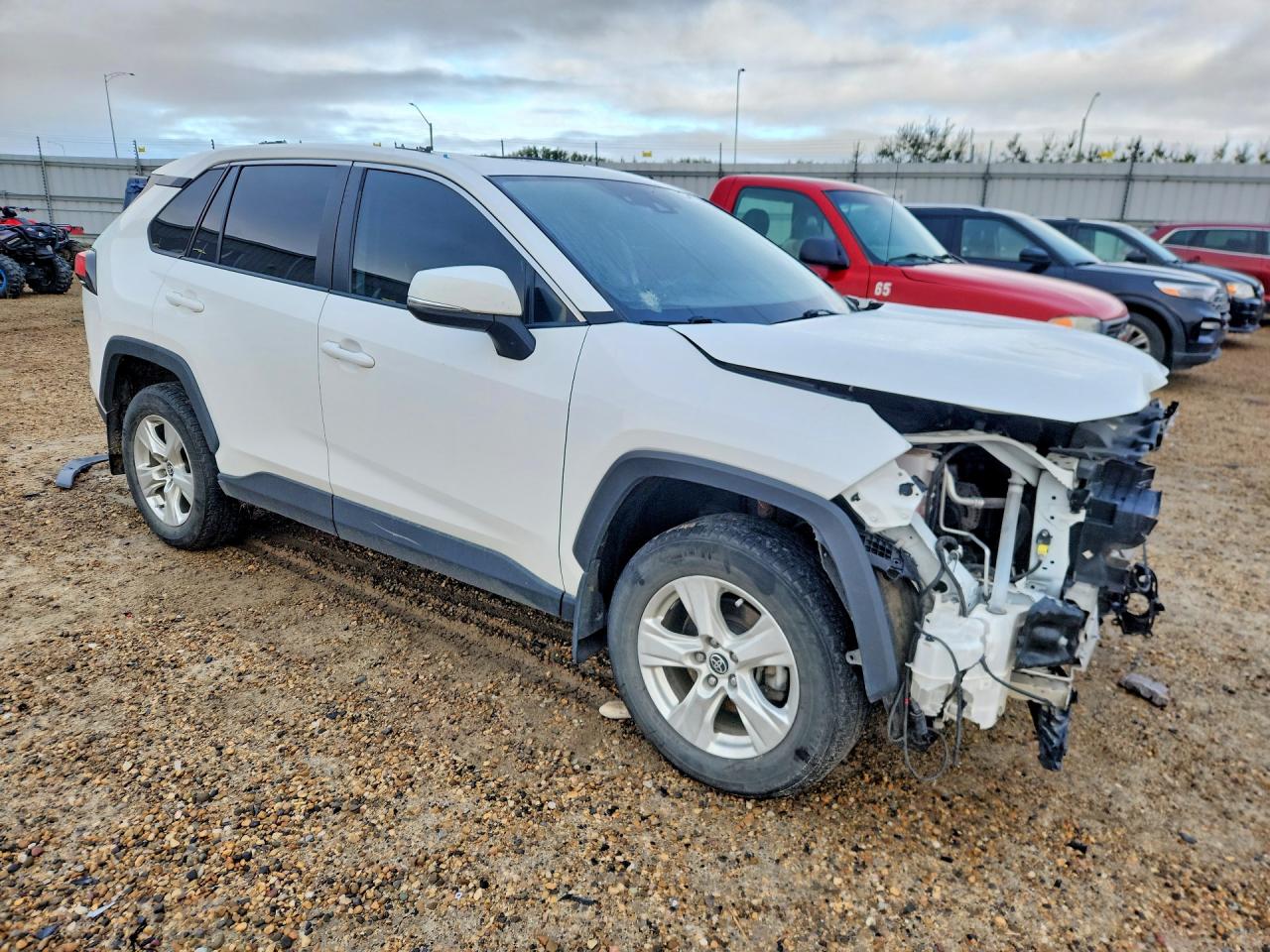2021 TOYOTA RAV4 XLE — снимка 4