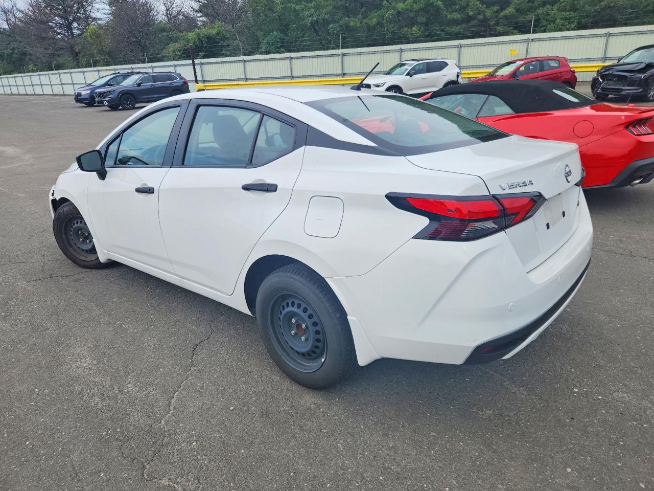 2025 NISSAN VERSA S — снимка 2
