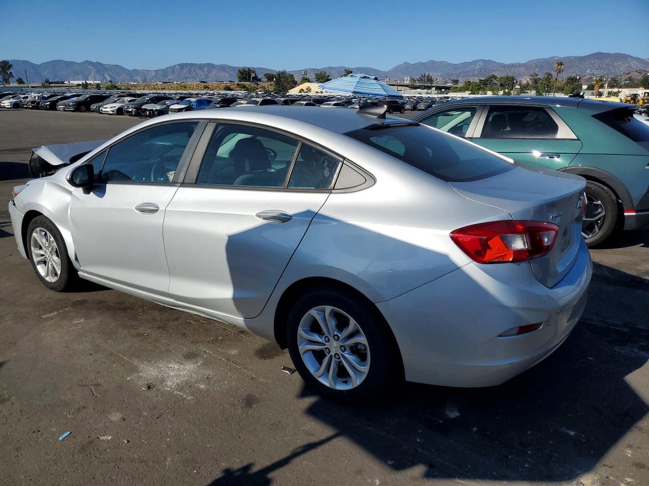 2019 CHEVROLET CRUZE LS — photo 2