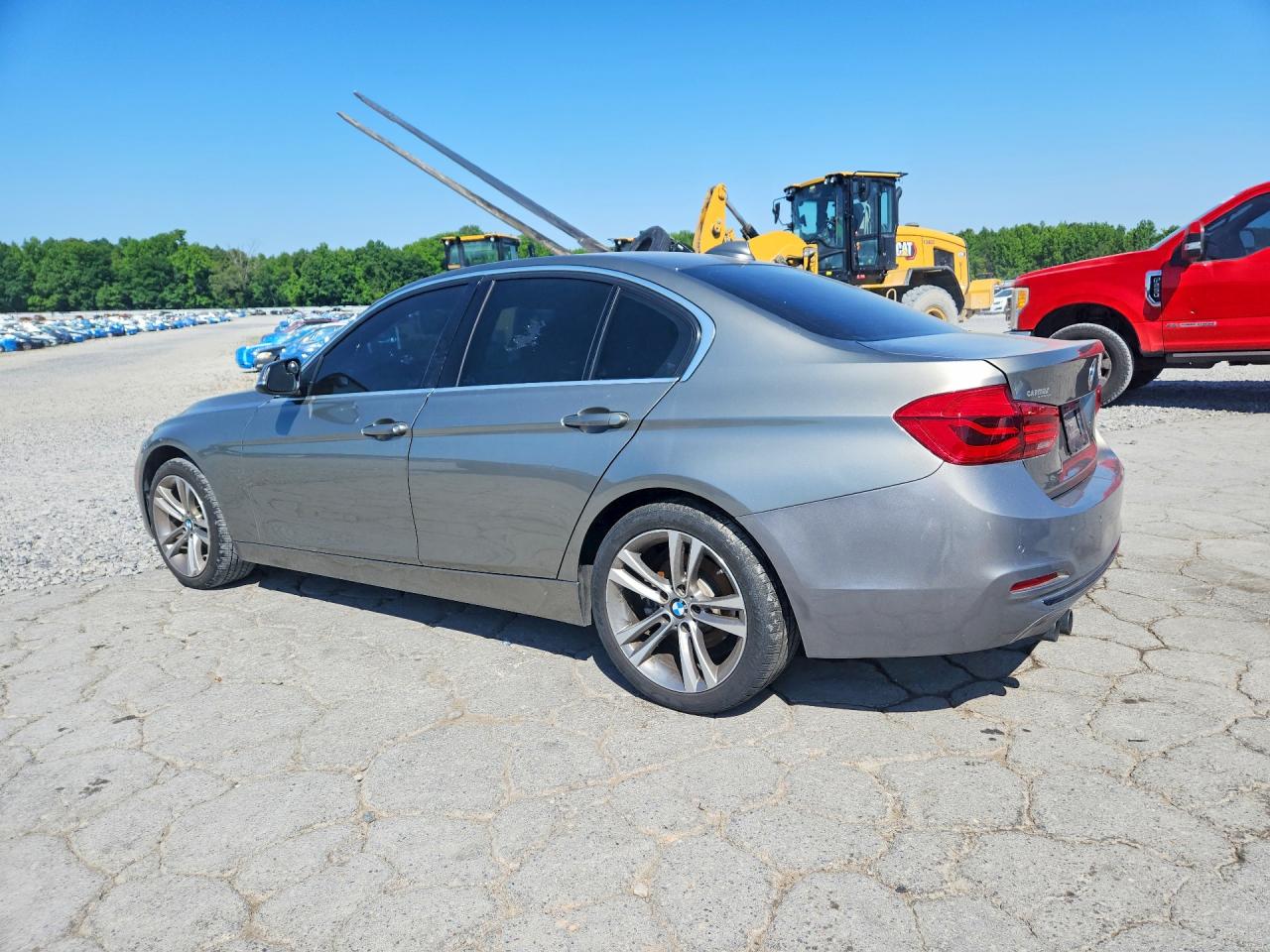 2018 BMW 330 I — снимка 2