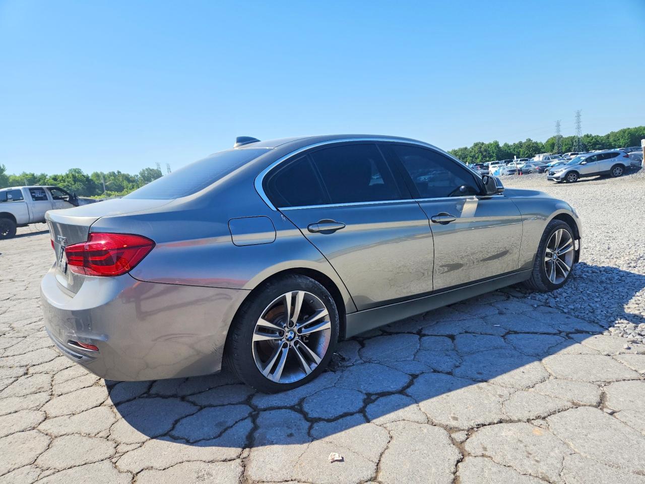 2018 BMW 330 I — снимка 3
