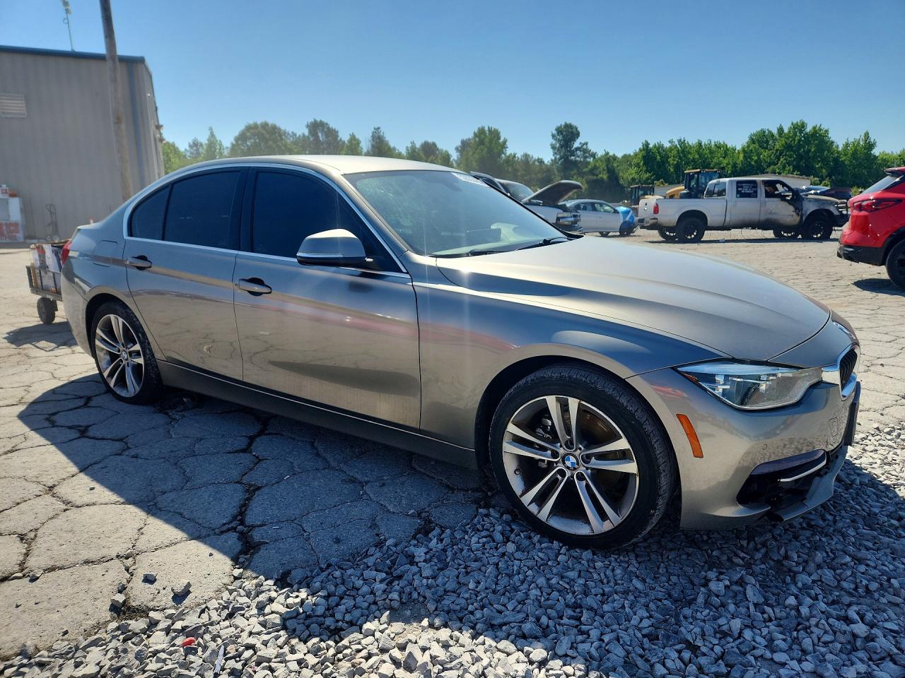 2018 BMW 330 I — снимка 4