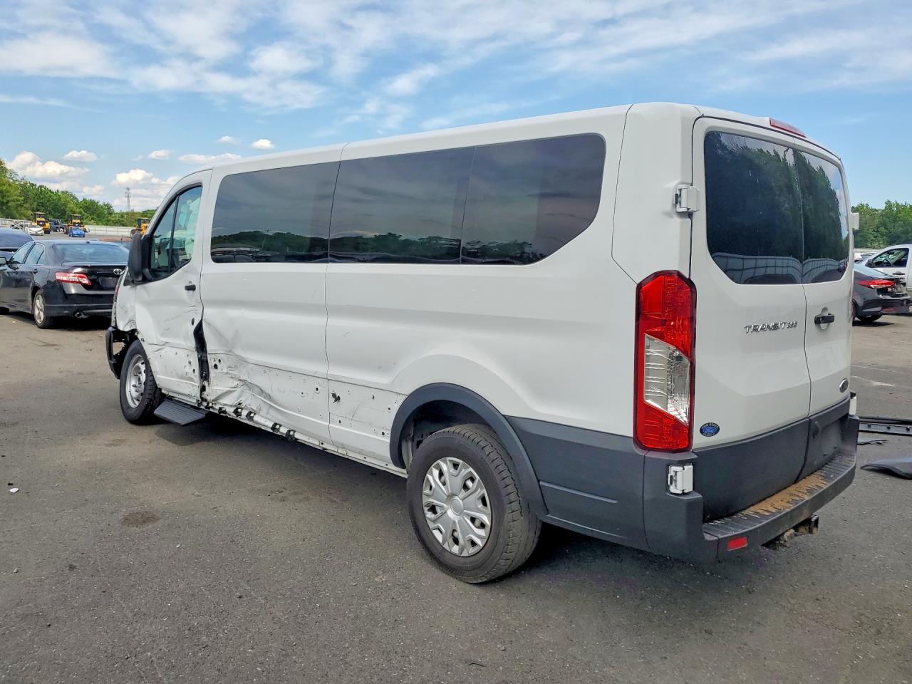 2023 FORD TRANSIT T-350 — снимка 2