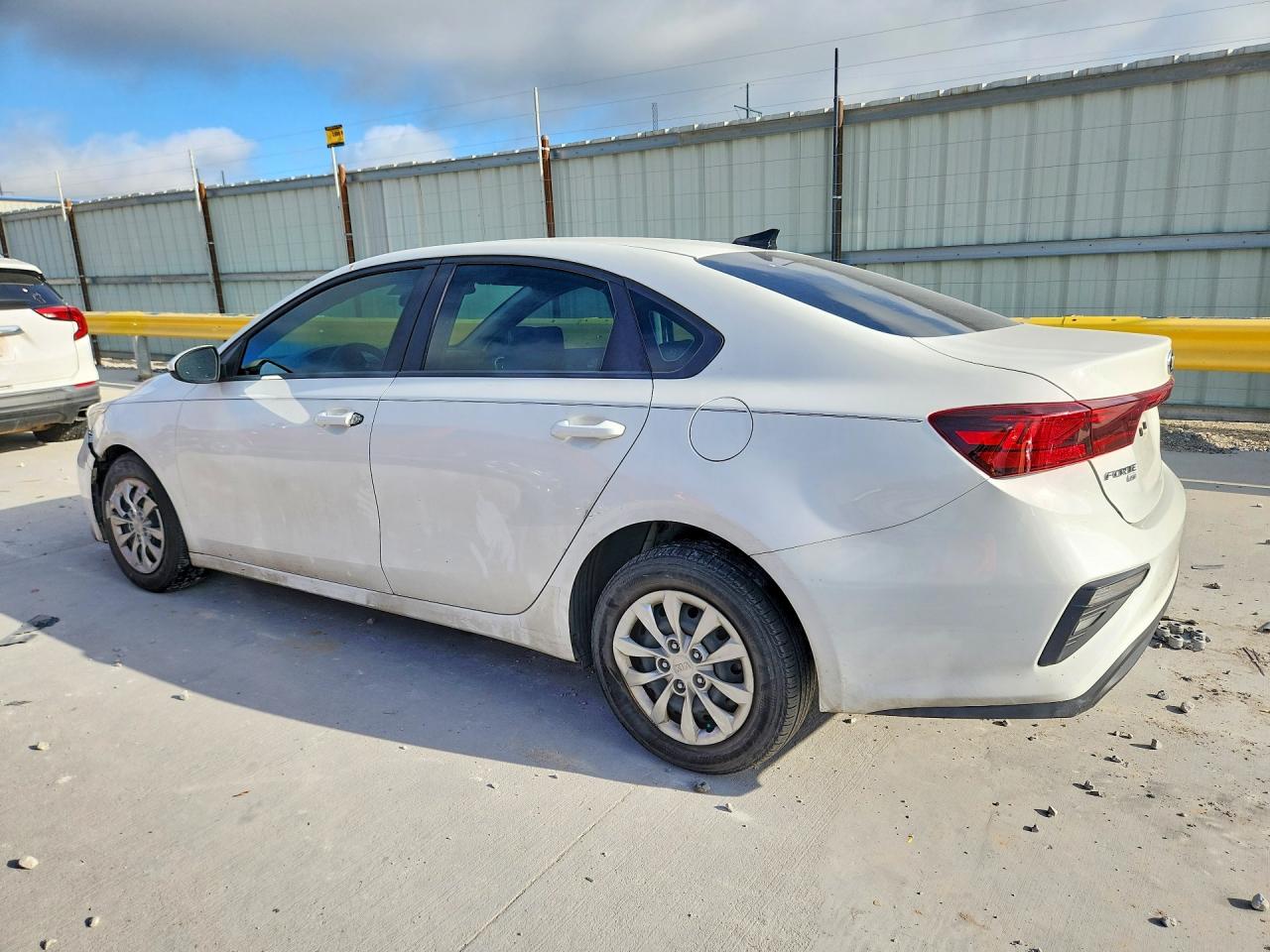 2021 KIA FORTE FE — снимка 2