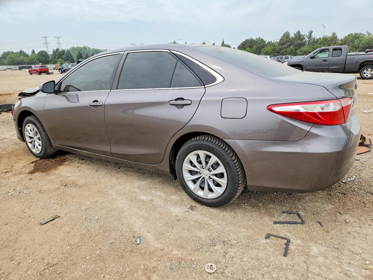 2016 TOYOTA CAMRY LE — снимка 2