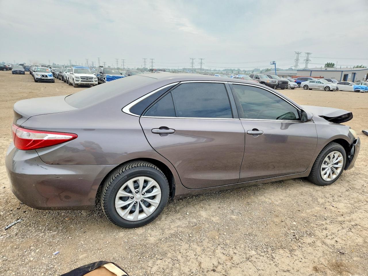 2016 TOYOTA CAMRY LE — снимка 3