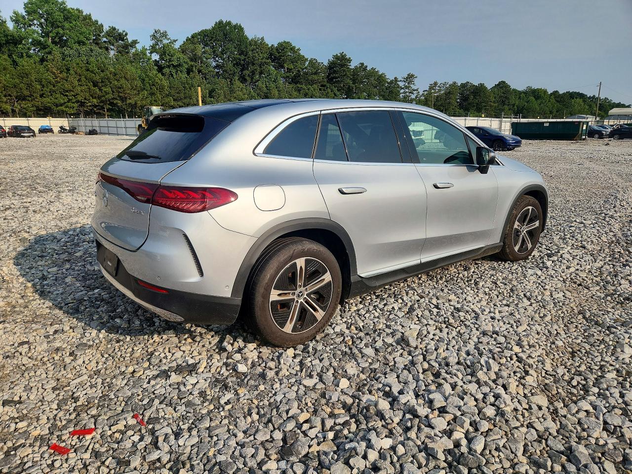 2023 MERCEDES-BENZ EQE SUV 350 4MATIC — снимка 3