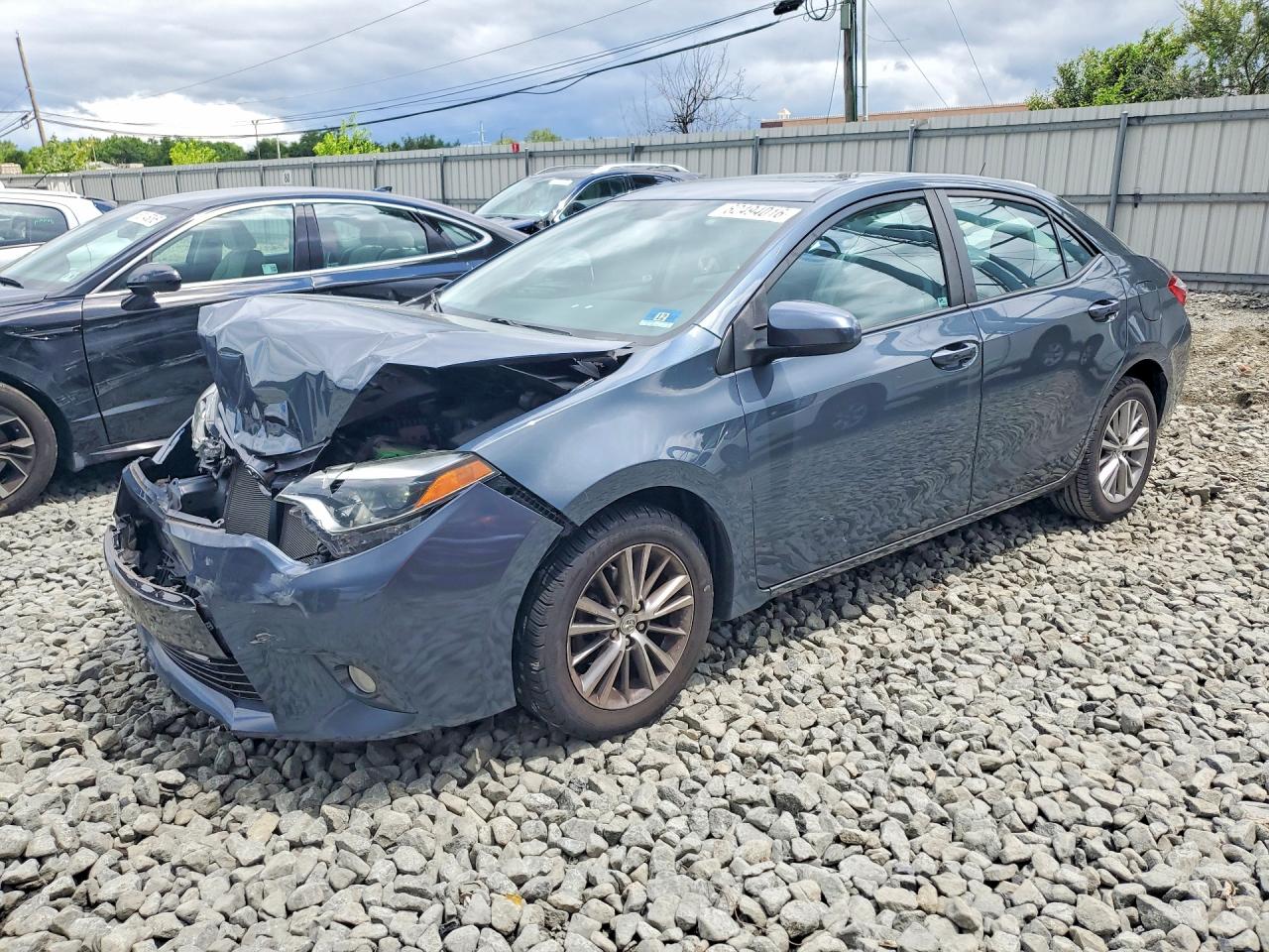 2015 TOYOTA COROLLA LE PLUS