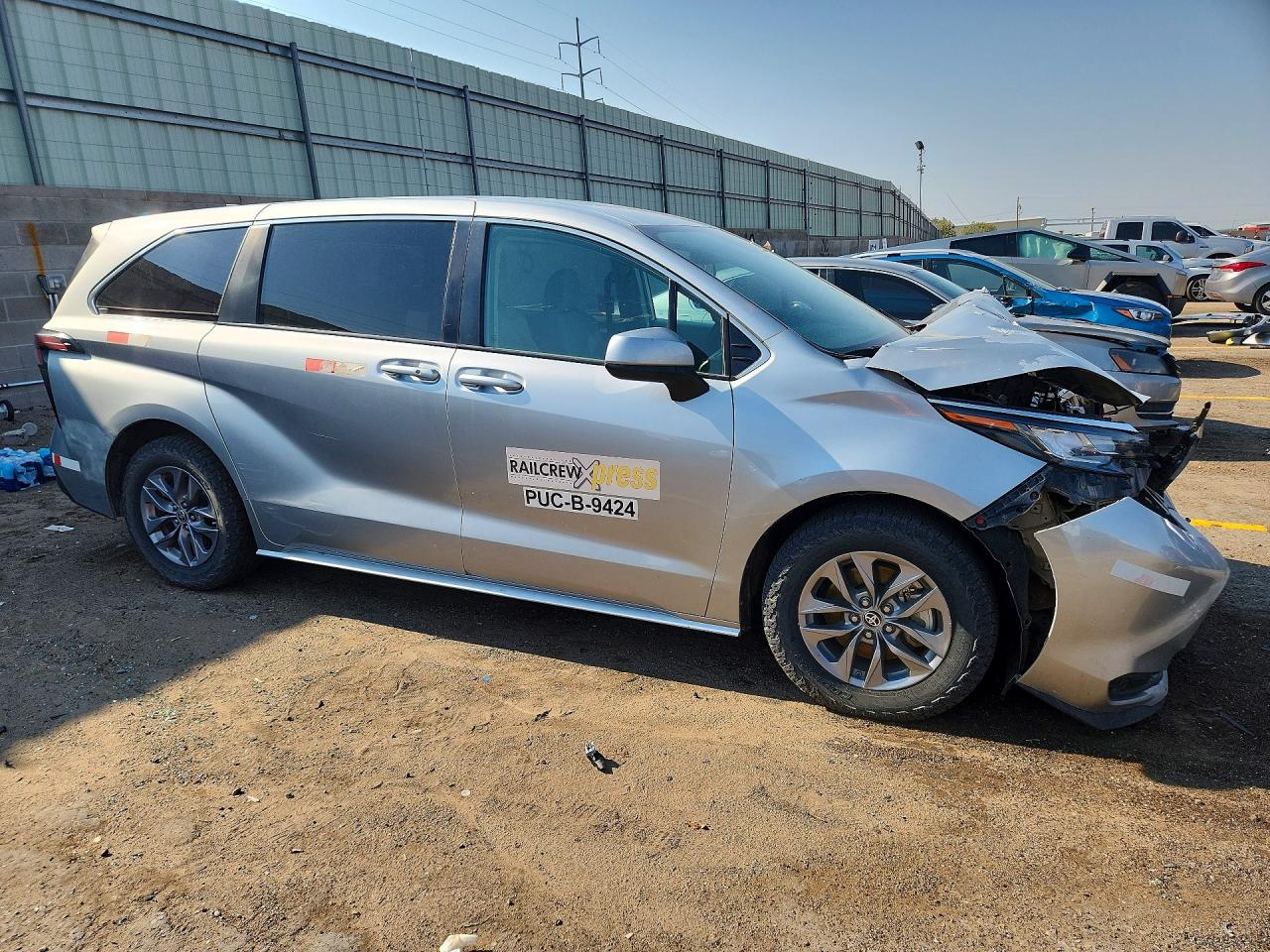2022 TOYOTA SIENNA LE — снимка 4