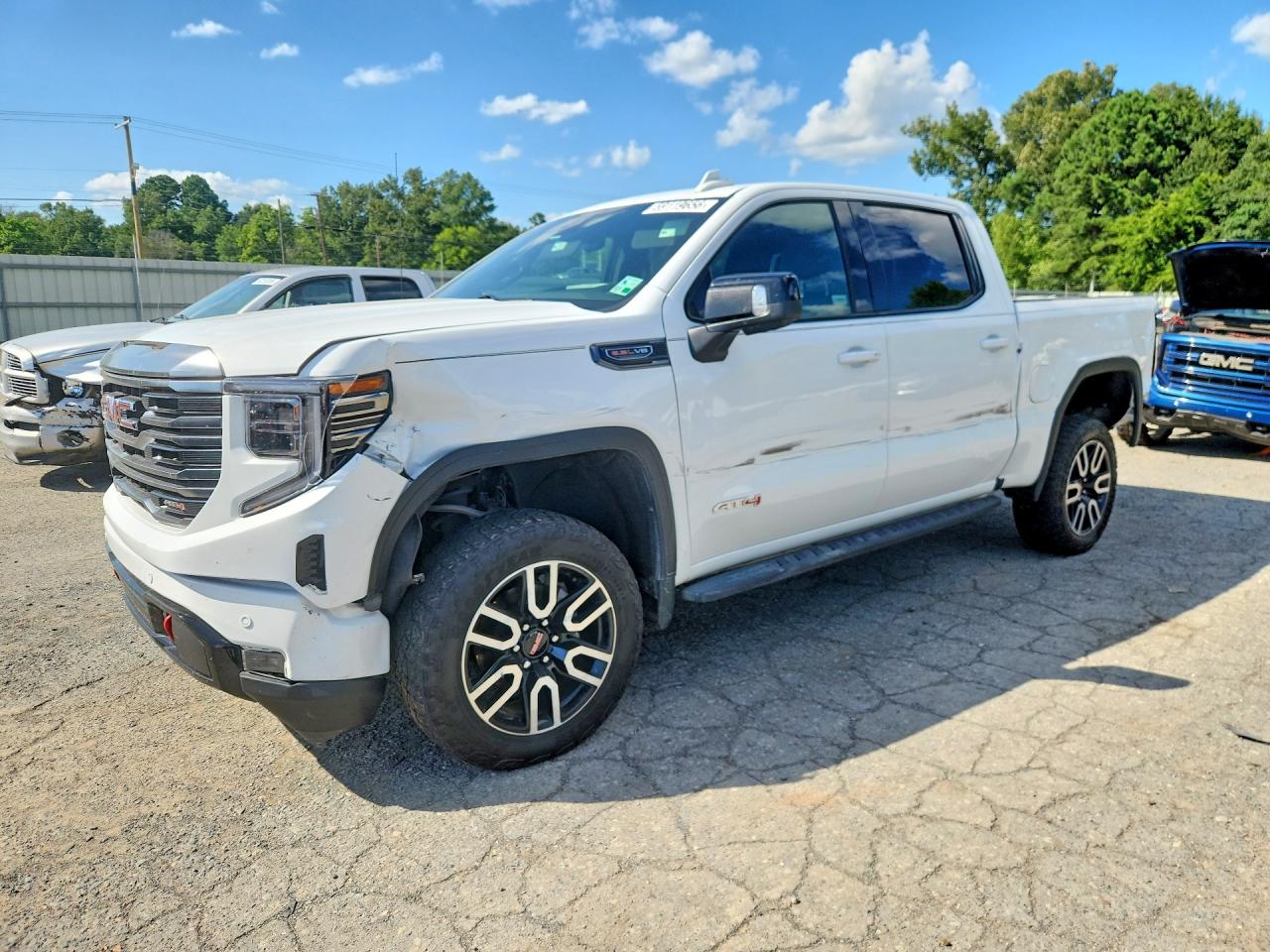 2022 GMC SIERRA K1500 AT4