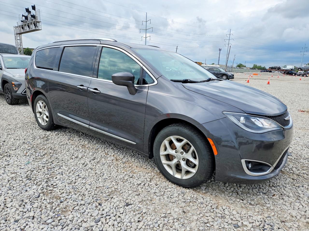 2020 CHRYSLER PACIFICA TOURING L — снимка 4