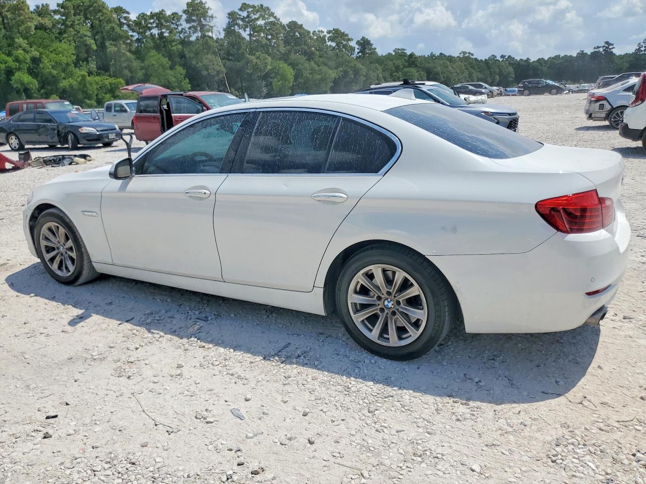 2015 BMW 528 I — снимка 2
