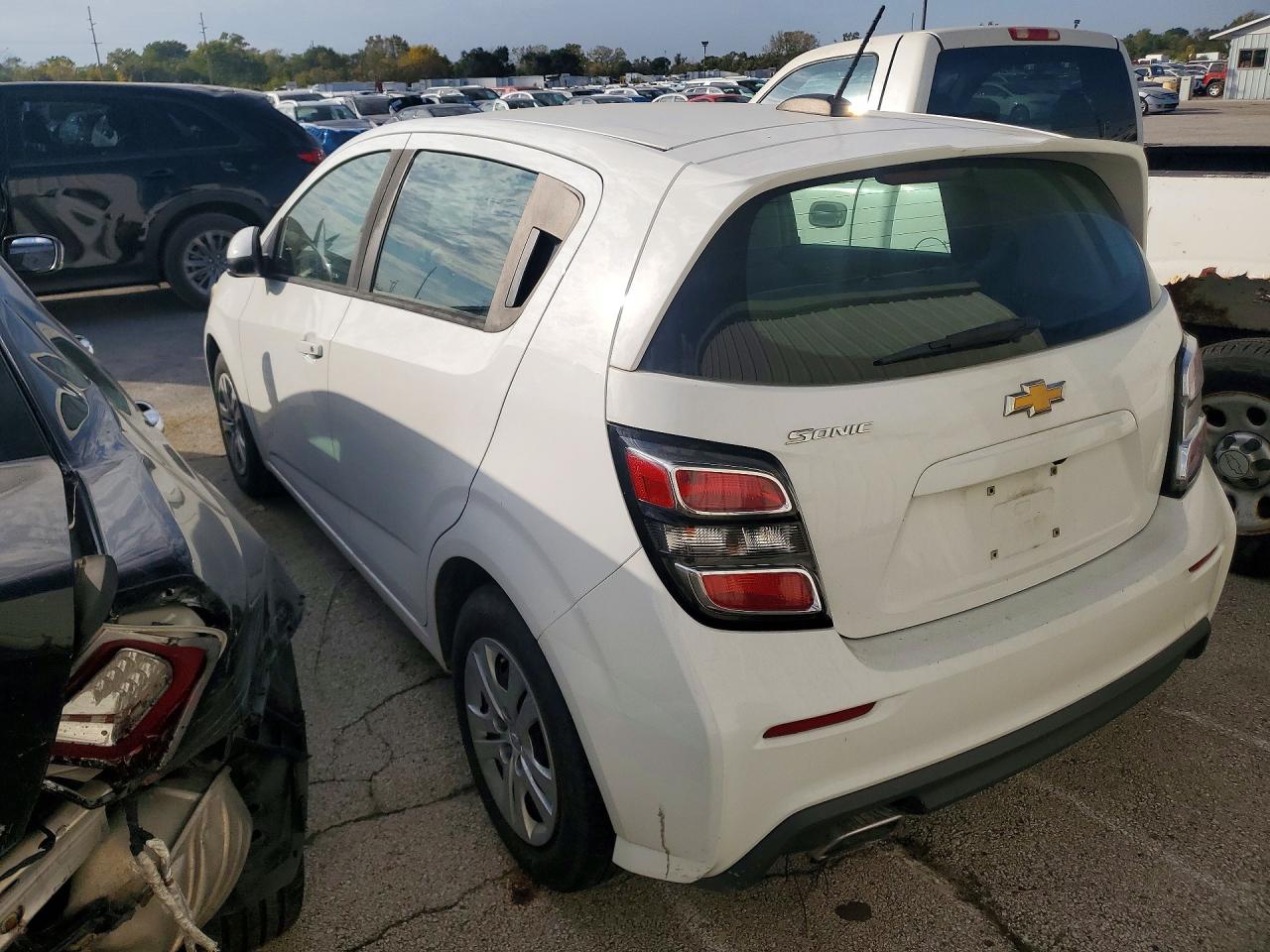 2018 CHEVROLET SONIC — снимка 2